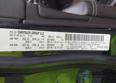 2014 Jeep Grand Cherokee Summit z USA, uszkodzony, nr VIN 1C4RJFJG2EC492667